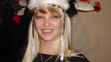 Imagini de senzatie cu un fost iepuras Playboy disparut in urma cu 14 ani! Sanii i-au intrat la apa, iar parul s-a facut negru