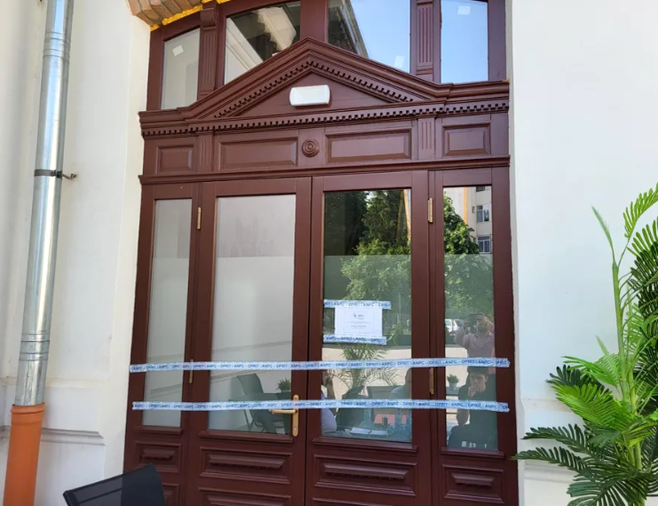 Primele imagini cu locul de joacă peste care a căzut un TAVAN