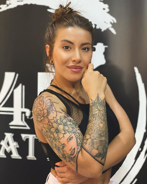 Nicoleta Nucă și-a făcut un nou tatuaj după ce “s-a tunat”! Ce și-a desenat cântăreața pe trup