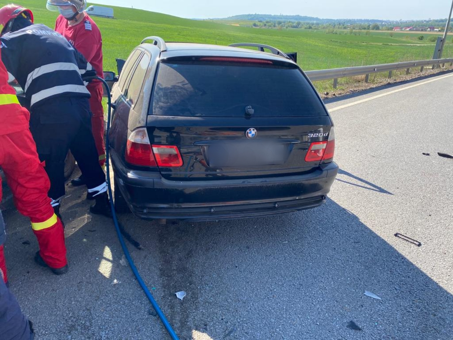 Persoană rănită într-un accident produs în centrul Capitalei. A fost nevoie de intervenția descarcerării. VIDEO