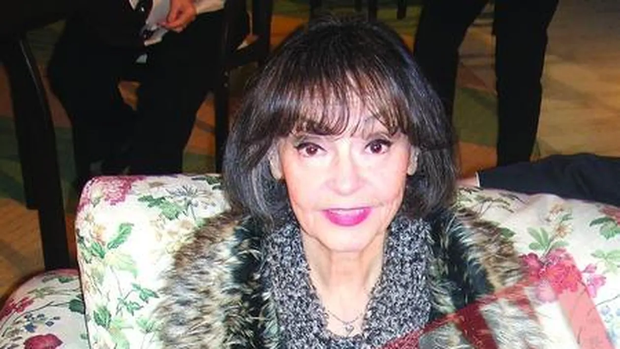 Marina Voica pleaca in turneu la 71 de ani