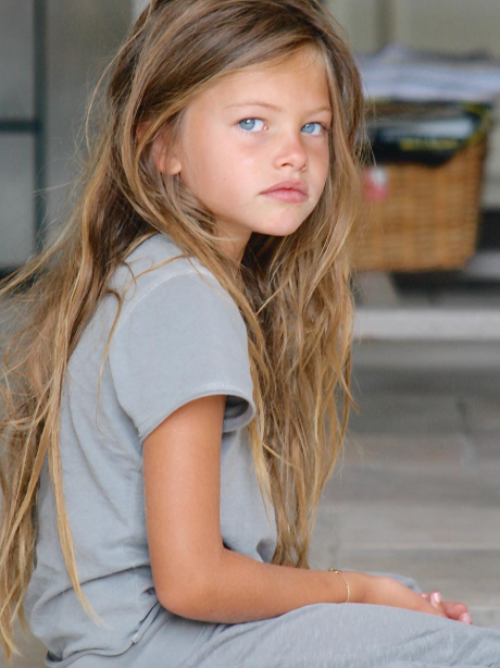 Thylane Blondeau a fost desemnată cea mai frumoasă fată din lume/ sursă foto: social media