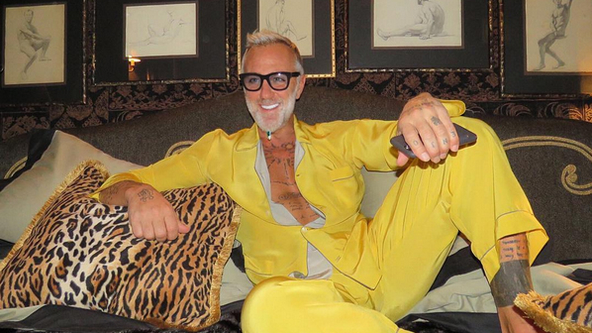 Care este accesoriul preferat al lui GIANLUCA VACCHI! Îl poartă în barbă