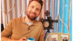 Motivul trist pentru care Dani Oţil a lipsit azi de la Neaţa cu Răzvan şi Dani. Este vorba despre băieţelul său, Tiago