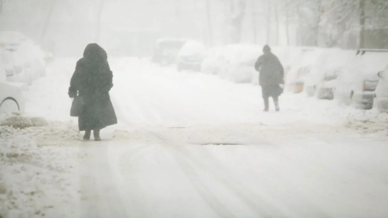 După câteva zile mai calde urmează -15 grade Celsius. Un nou val de ger în România