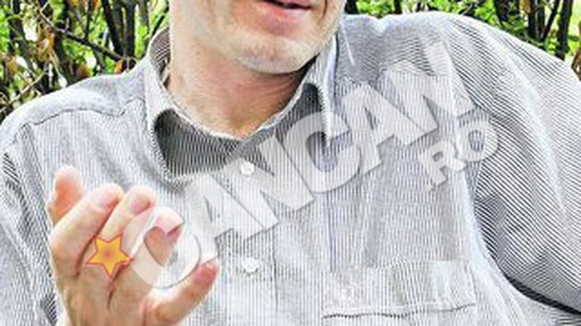 Femeia care a stat alaturi de maestru, acuzata ca si-a insusit banii acestuia fara nicio jena. Conturile lui Johnny Raducanu, golite in ziua mortii lui!