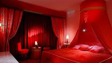 Un profesor de la un liceu din Iași a mers, calm, la un salon de masaj erotic, dar acolo... Surpriză de proporții! Cine a fost la un pas să-i îndeplinească fanteziile sexuale