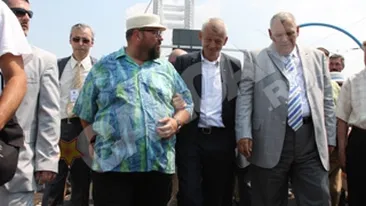 Pasajul Basarab a fost deschis pentru pietoni! VEZI aici cum arata