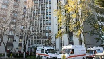 Tragedie la Spitalul Universitar! Un barbat s-a aruncat de la etajul 14. Afla coincidenta MACABRA din spatele acestei drame