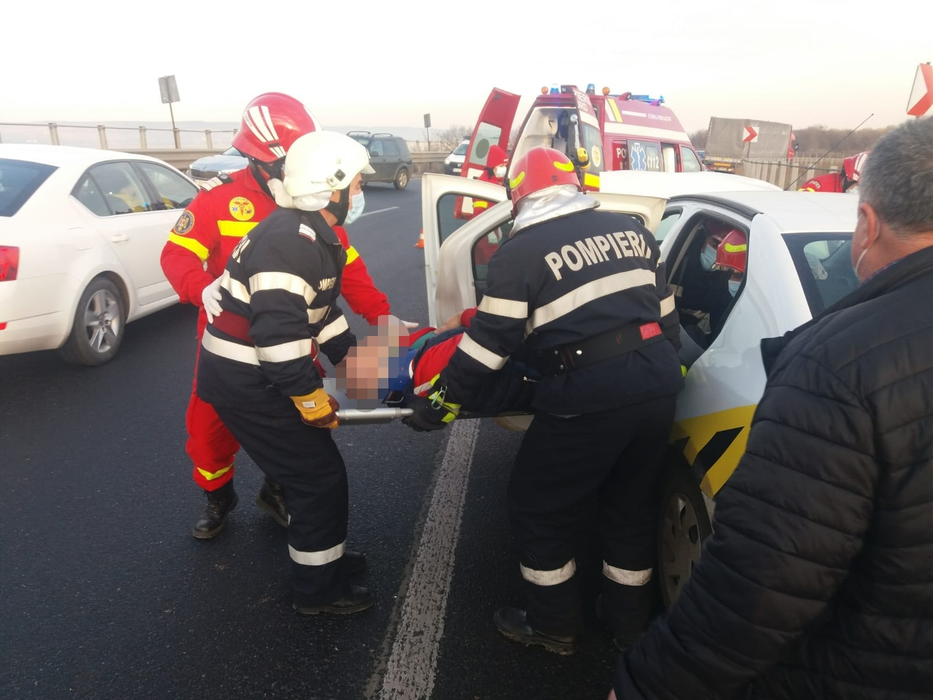 Accident violent în Prahova, soldat cu 7 victime. Care este starea răniților | VIDEO