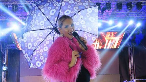 ANDREEA BĂNICĂ a apărut îmbrăcată AŞA la un eveniment monden! Toată privirile erau aţintite asupra ei