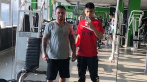 Tatăl unui cunoscut rapper din Capitală, victima unui atac mafiot. Pompierii au intervenit rapid
