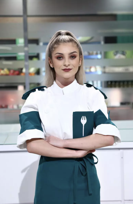 Bucurie mare la Chefi la cuțite! Fosta concurentă de la Antena 1 e însărcinată pentru a doua oară