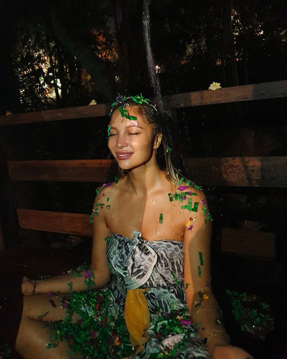 Lora, mesaj cutremurător din Bali: ”Lacrimile nu-mi vor alina durerea. Adio, domnule profesor!”