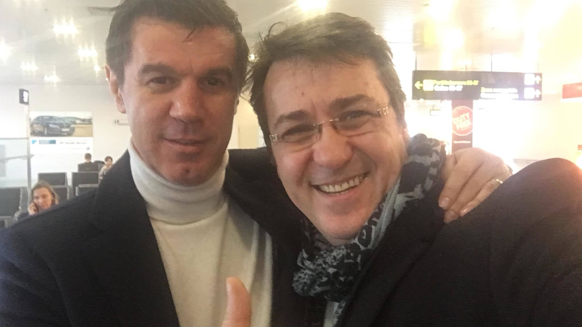 Florin Chilian, primele declaraţii după ce a ajuns pe masa de operaţie: "Am stat sub observaţie o noapte şi, după atâta amar de vreme...". Cum s-a fotografiat pe patul de spital