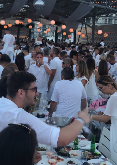 Crina Abrudan alături de soțul ei în LOFT