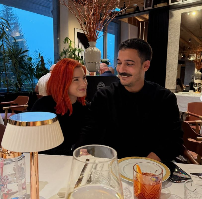 „Mama telenovelelor românești” nu o iartă nici măcar pe fiica adoptivă! Cristina Ciobănașu recunoaște că o “încasează” acasă: „Dacă nu mă adun și nu dau tot ce am…”