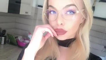 Barbie de România trece prin momente cuplite! A ajuns de urgenţă la spital, după ce s-a accidentat grav