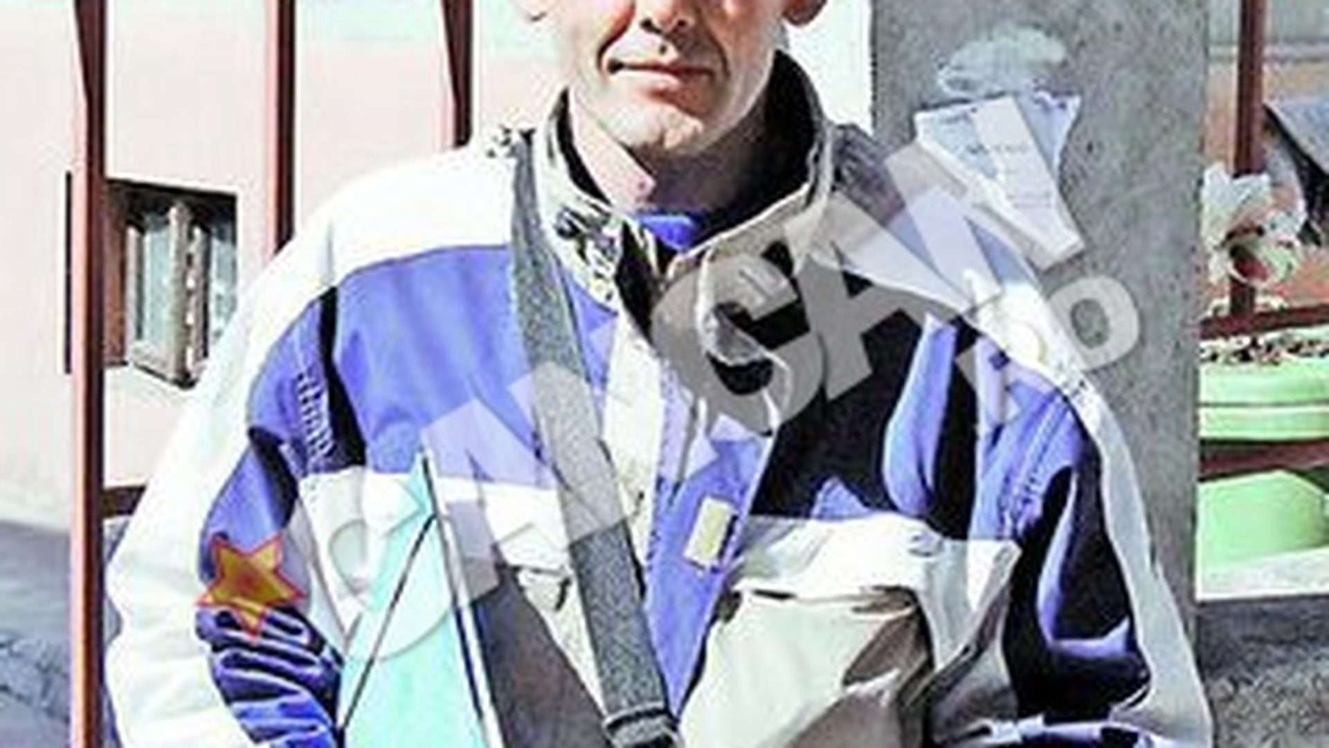 Nepotul "Regelui jazzului" o ameninta cu politia pe femeia care a avut grija de artist! Razboi pe averea lui Johnny Raducanu