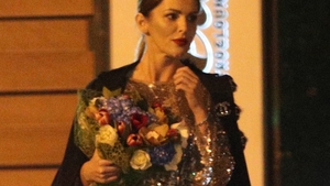 Denisa Nechifor (fosta iubită a fotbalistului Adi Cristea) joacă ”în nocturnă”, în rolul de amantă. A petrecut de ”mărţişor” până la 2 dimineaţa cu un afacerist căsătorit!