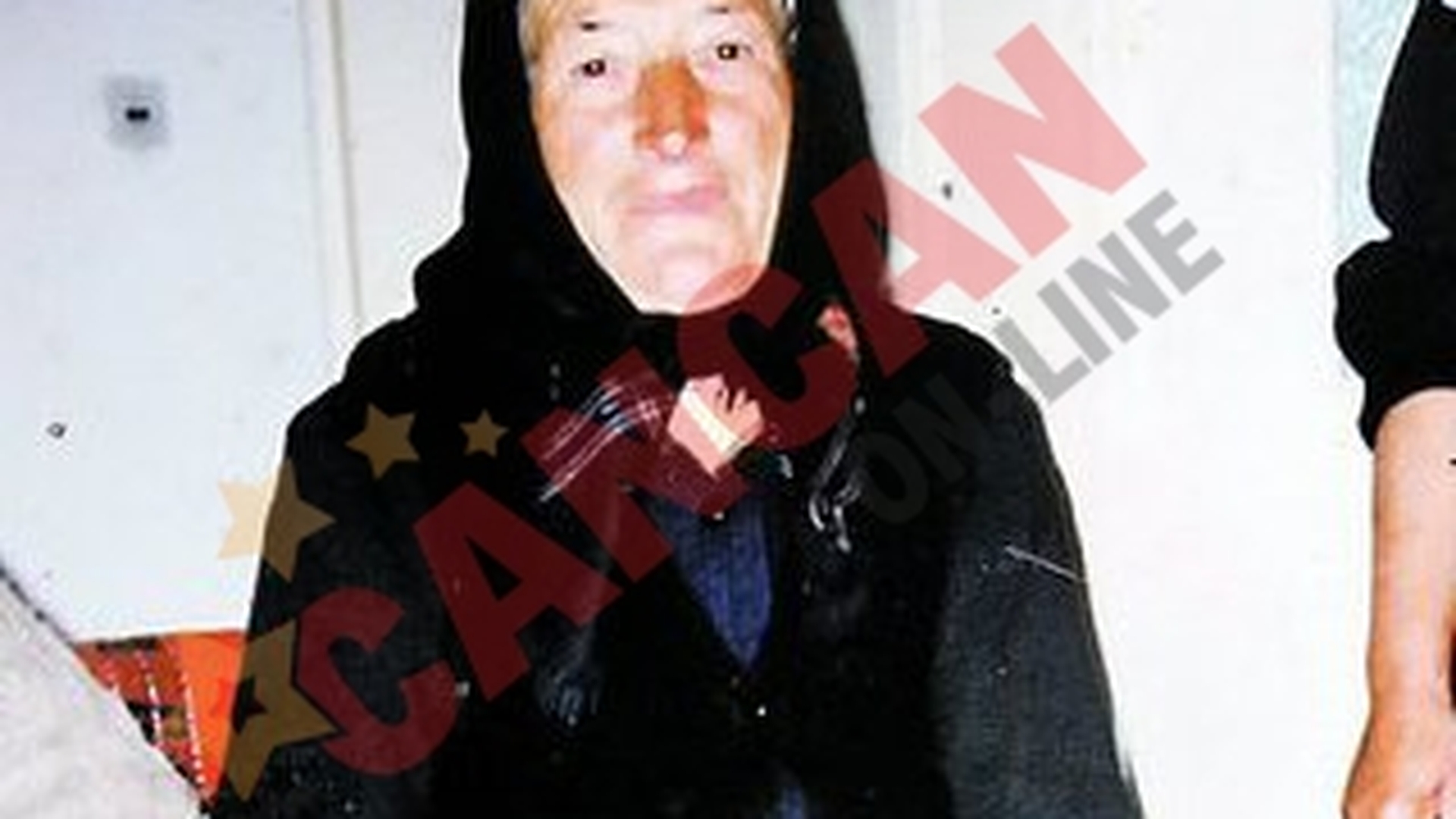Si-a ucis mama si a aruncat-o in foc