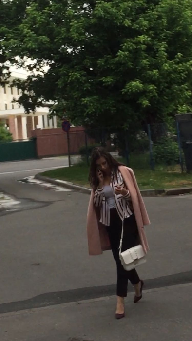 Cum am filmat-o pe sexy-deputata „Decrețel” după ce „Regele mobilei” i-a cerut capul