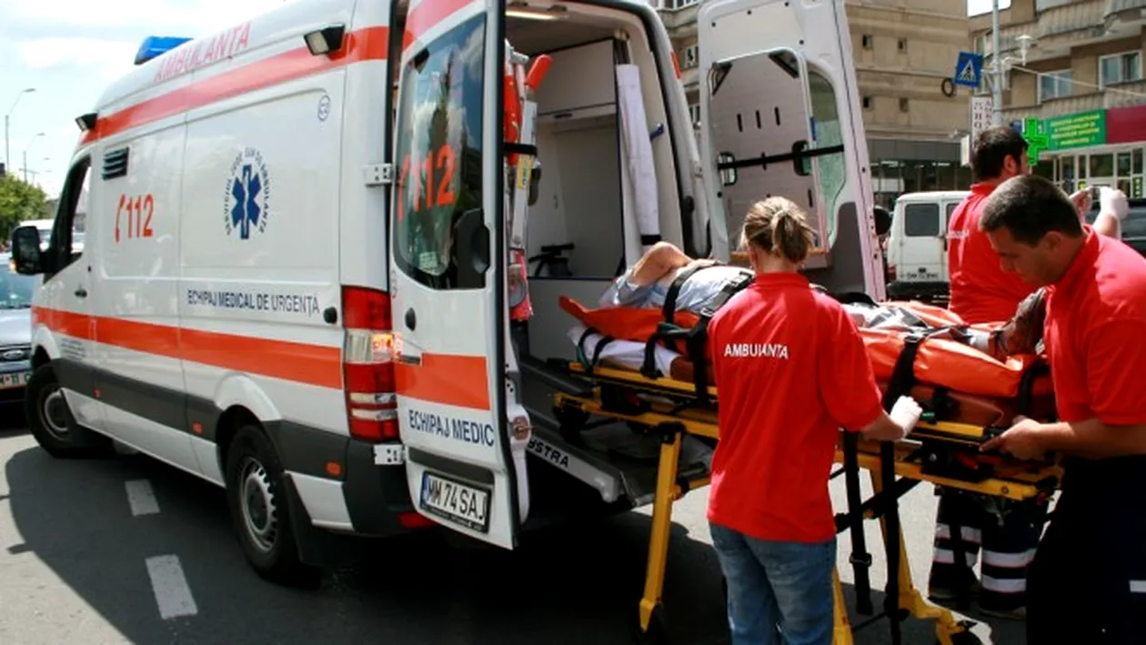 Scandal la spitalul din Ploiești! Un bărbat ar fi murit după ce a căzut de pe targă