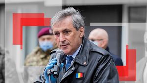 Ce s-a ales de celebra geacă de piele a lui Marcel Vela, pe care a purtat-o toată pandemia de coronavirus? La licitație: ”Așteaptă să fie...”