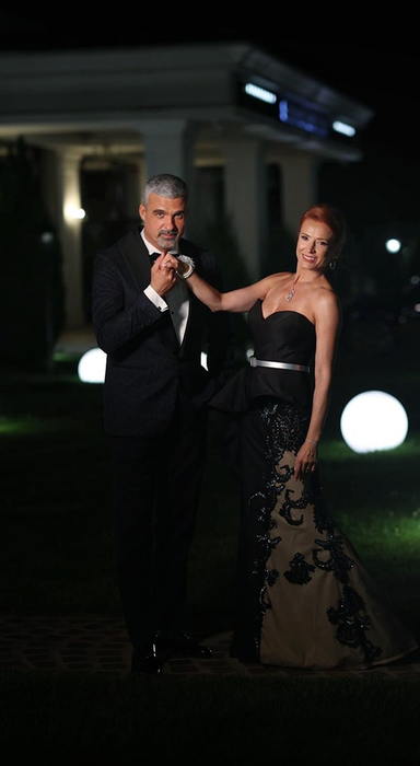 Aurelian Temișan și soția sa, Monica Davidescu (Foto: Facebook)