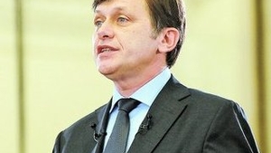 Basescu si Antonescu ii indeamna pe romani sa iasa la vot
