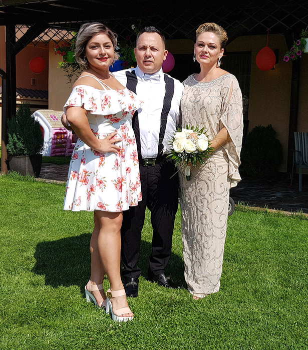 Vivi Fizidean o cunoaşte pe Laura din copilărie