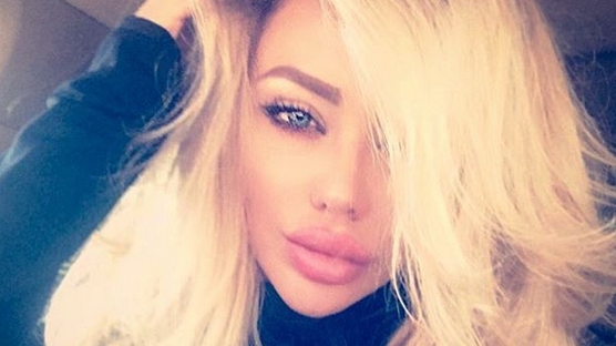 Bianca Drăguşanu şi fiica ei, imagine de colecţie! Prietenii au fost cuceriţi de noul look al iubitei lui Victor Slav