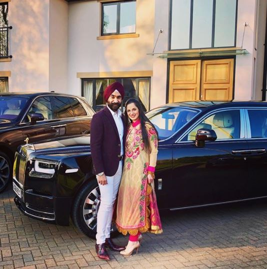 Povestea lui Reuben Singh care a făcut înconjurul lumii. A cerut un împrumut 5.000 de lire sterline de la o bancă și a garantat cu un Rolls Royce, în valoare de un sfert de milion | FOTO