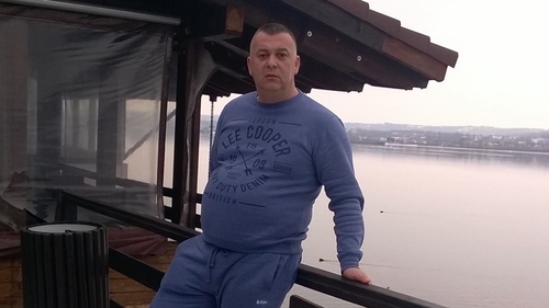 Un bărbat de 43 de ani din Corabia a murit într-o ambulanţă fără medic. Ce spun rudele revoltate, cum se apără doctorii, ce a făcut poliţia