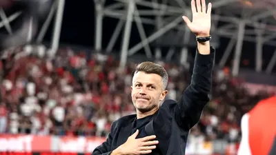 Ovidiu Burcă și-a dat demisia de la Dinamo. Cine va fi noul antrenor