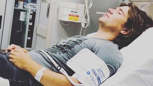Artistul Zac Hanson, rănit grav în urma unui accident de motocicletă. Mesajul postat de pe patul de spital