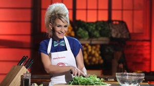 Nu o sa-ti vina sa crezi cum a ajuns sa arate Maria Secrieriu de la MasterChef! Si-a schimbat radical look-ul!