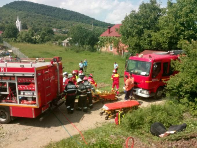 Detalii cutremurătoare despre moartea femeii însărcinate şi a fiicelor ei lovite de tren: ”Fătul, un băieţel de patru luni şi jumătate, era neatins, nu fuesese strivit, dar…”