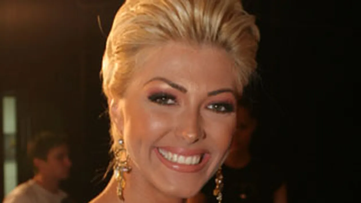 Ilinca Vandici: Imi plac manelele, unele dintre ele au versuri foarte frumoase