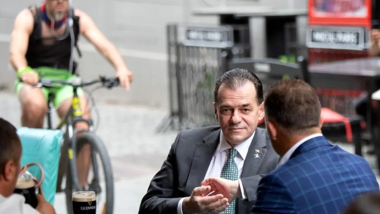 Un lider al PSD îl atacă pe Ludovic Orban, după ce premierul a fost fotografiat în Centrul Vechi la o terasă: „Tablou de Grigorescu, de unde doar carul lipsește”