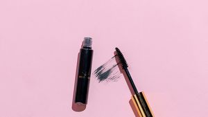 (P) De ce un rimel nu trebuie să lipsească din trusa ta de machiaj