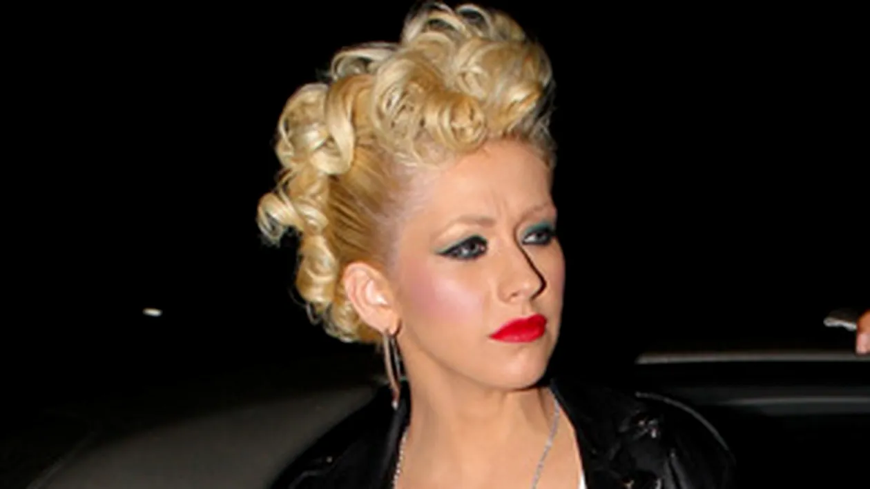 Christina Aguilera: Imi plac si femeile, dar cel mai mult imi place p**a!