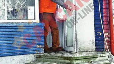 Grija mare cu prajiturile pe scari!