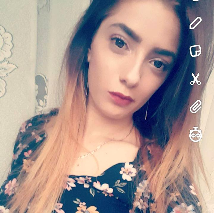Imagini emoționante de la înmormântarea Biancăi Hîncu, fata găsită spânzurată în Huși. Mărturisire cutremurătoare făcută de iubitul adolescentei de 17 ani
