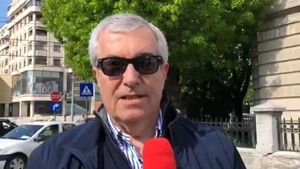 Călin Popescu Tăriceanu: “Recomandarea noastră este să nu se voteze la acest referendum, pentru nu a intra în jocul preşedintelui!”