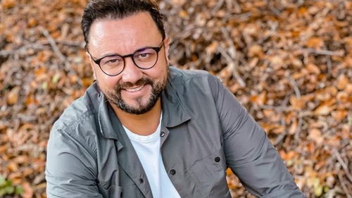 Câţi lei a putut să dea Cătălin Măruţă pe o pereche de blugi. Nu l-au crezut până când nu a arătat bonul fiscal