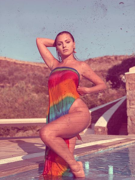 Alexandra Stan a spus adevărul despre filmulețul cu ea dezbrăcată complet: „A fost un cadou pentru iubitul meu, dar…”