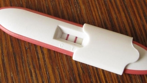 Ce se poate intampla daca esti barbat si iti faci un test de sarcina? Nimeni nu se astepta la asta