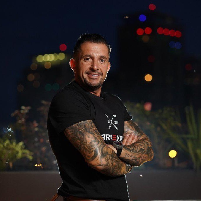 Iulian Olaru este unul dintre concurenții emisiunii Insula de 1 milion/ Sursa foto: Instagram