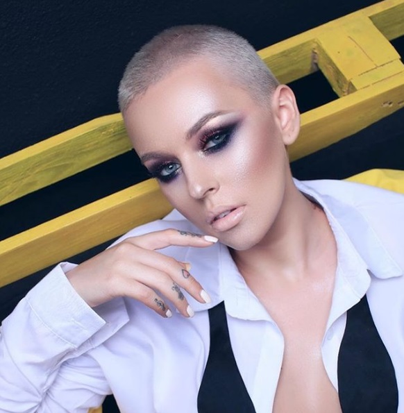 Misha a pozat topless: “Cum te-a lăsat inima să…”. Cum se reinventează artista după divorțul de Connect-R